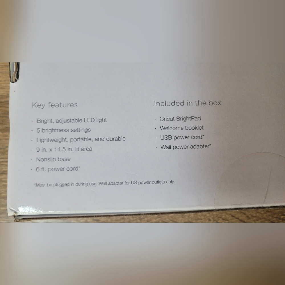 Cricut BrightPad in Lilac Tracing Jewelry Making - Picture 9 of 15